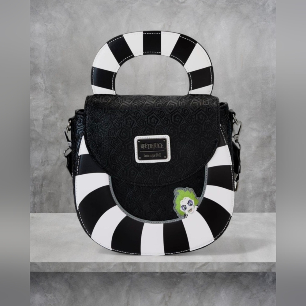 NWT Beetlejuice Sandworm Crossbody Loungefly 🖤 - Picture 3 of 6